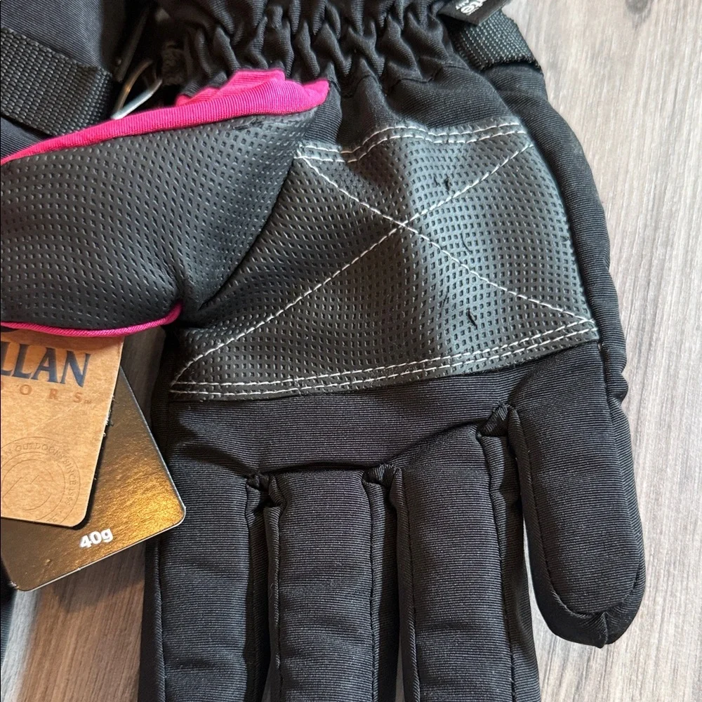 Magellan Outdoors Kids Mittens - Pink and Black